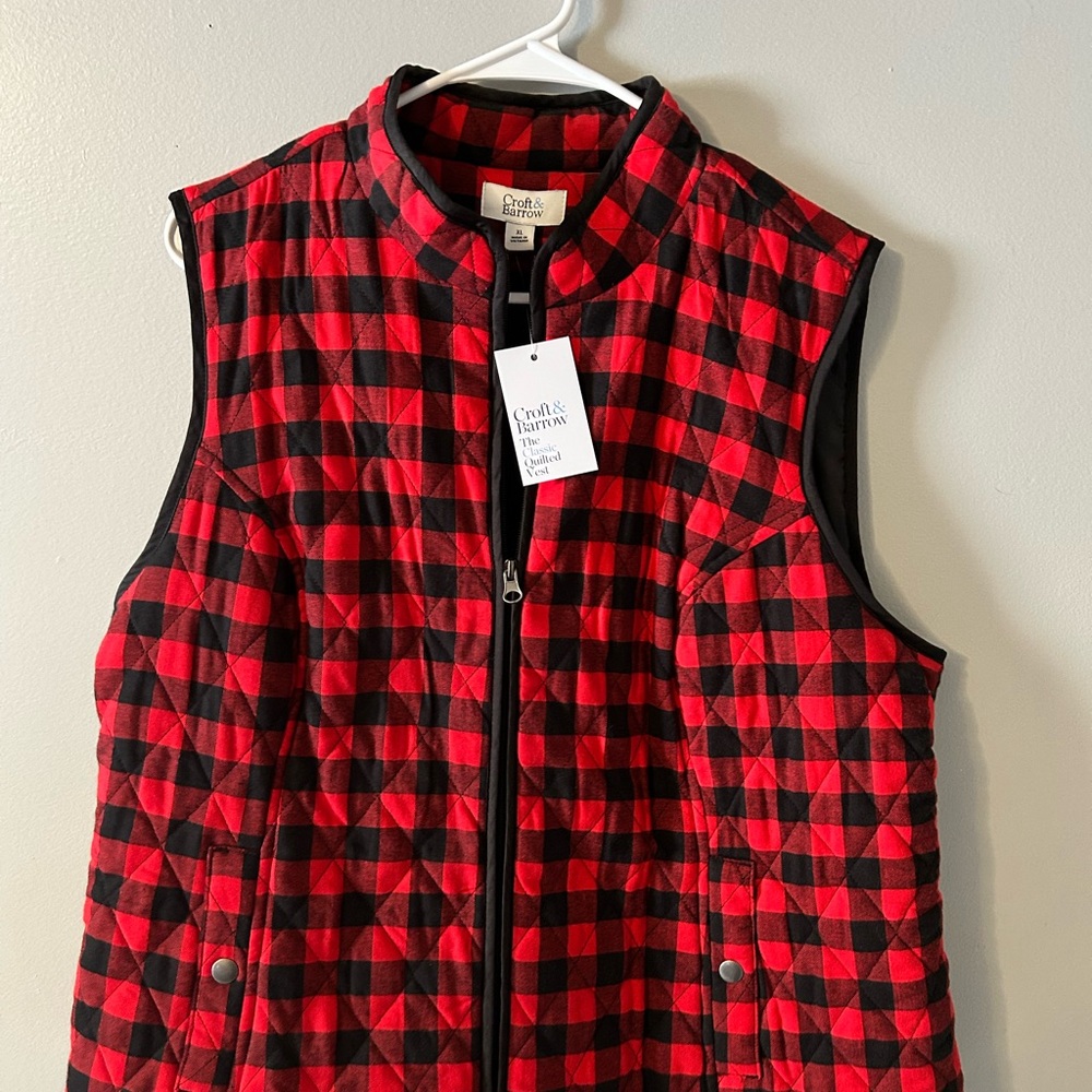 Croft & Barrow Red and Black Quilted Vest
